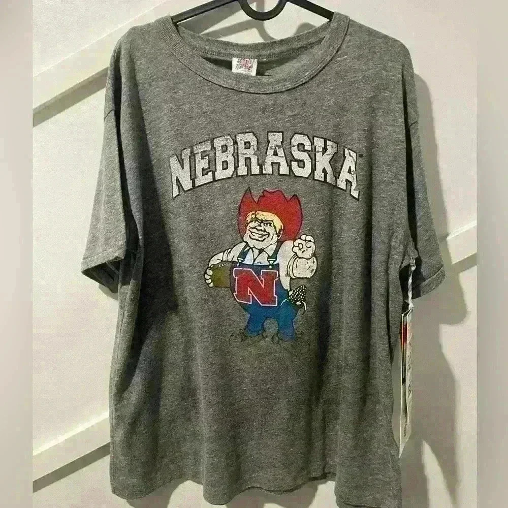 Vintage retro  college sport tee Gray size XL